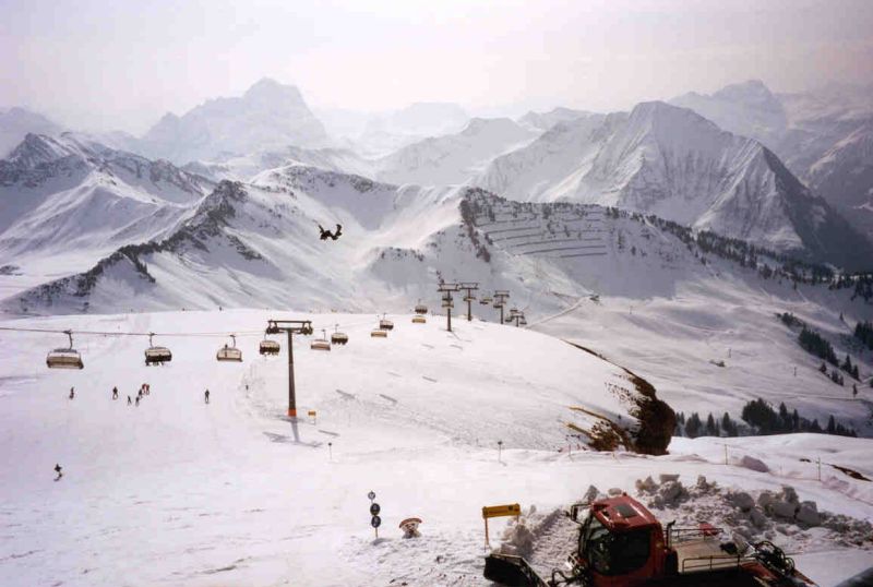 oberhalb des Schneeflugs sieht man die Drachenrampen